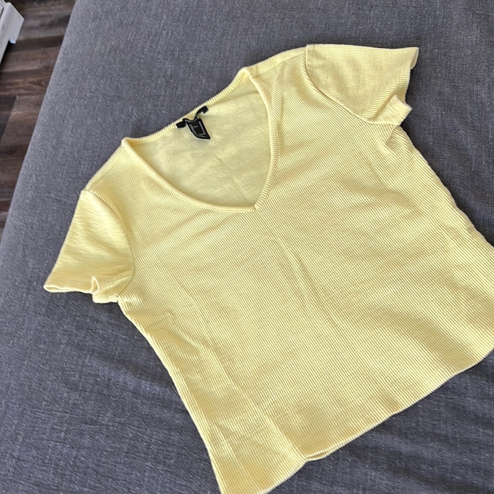 FOREVER 21- Medium Yellow V-neck T-shirt